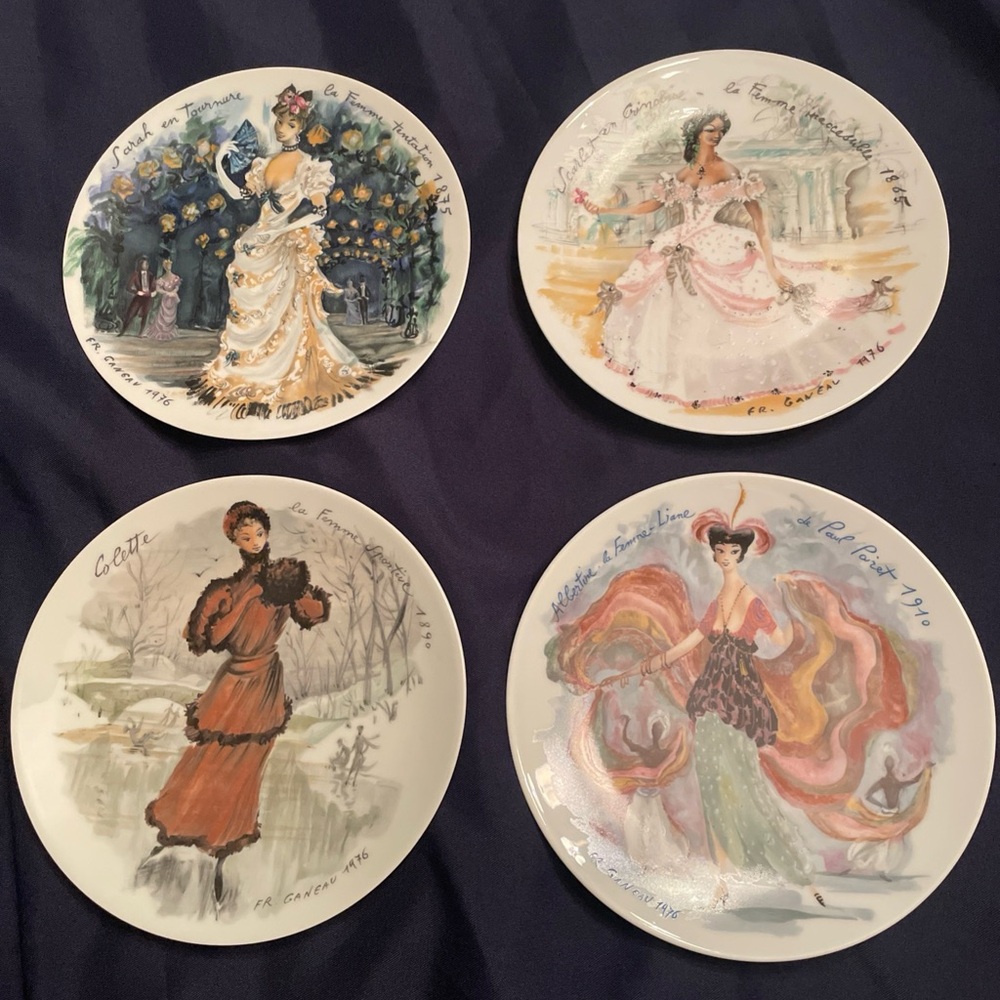 Henri d'Arceau Limoges De Limoges France Plates "Les Femmes Du Siecle" Set of 4